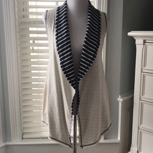 Matilda Jane Vest sz S